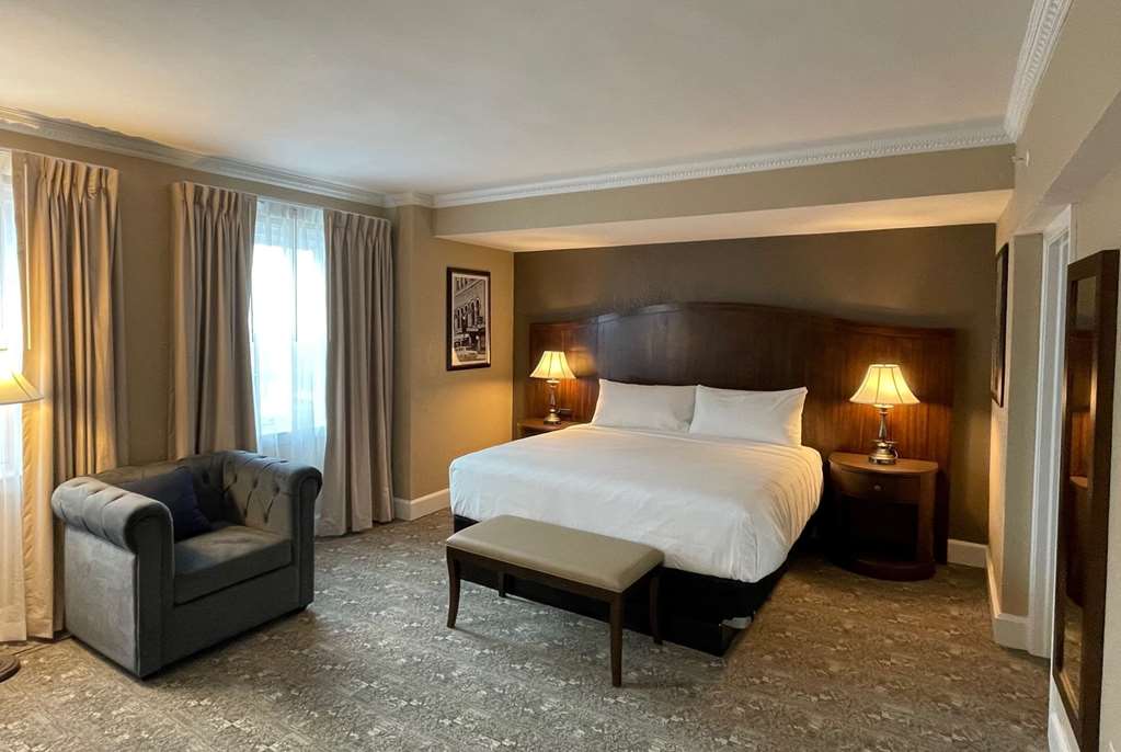 THE AMERICUS HOTEL, TRADEMARK COLLE-guestroom-Guest Room,On-Site.jpg