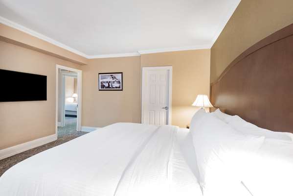 Suite - Americus Hotel Allentown