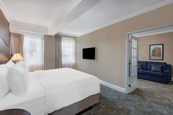 Suite - Americus Hotel Allentown