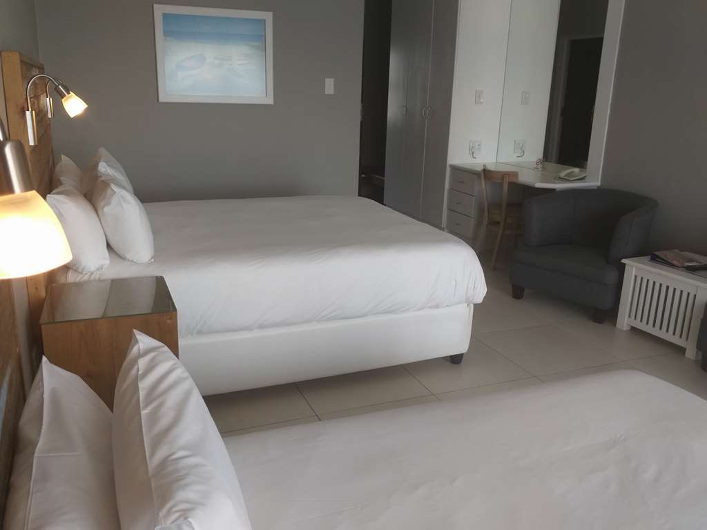 Diaz Hotel and Resort-guestroom-Guest Room,On-Site.jpg