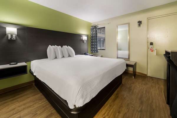  - SureStay Hotel by Best Western Columbus