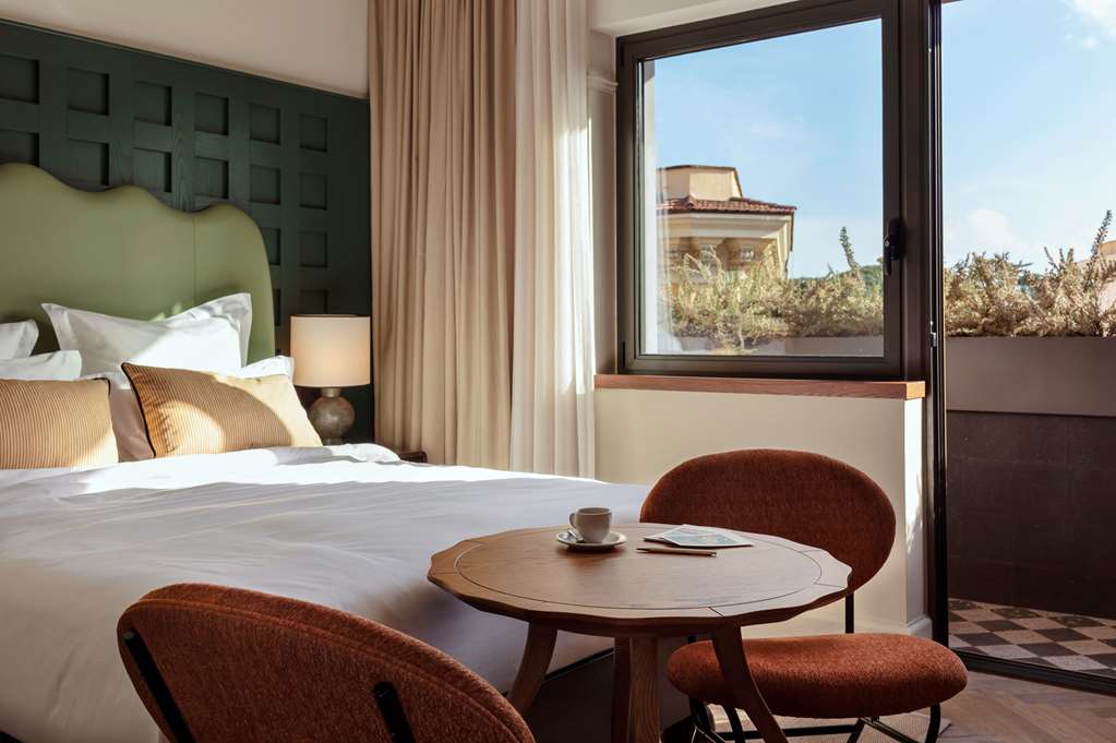 Guest photo