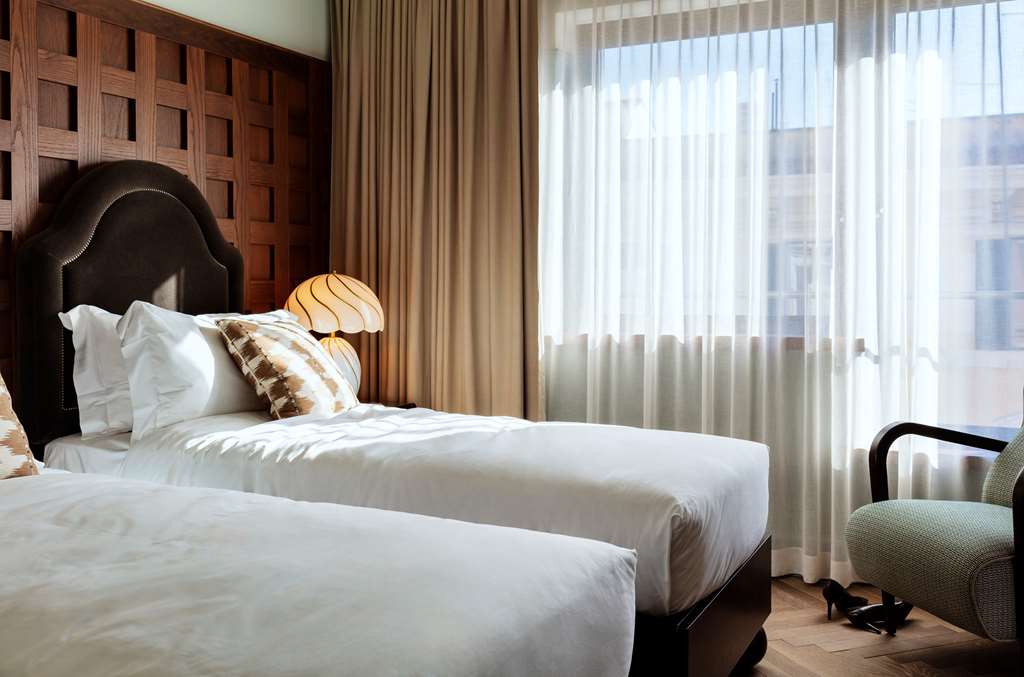 Guest photo