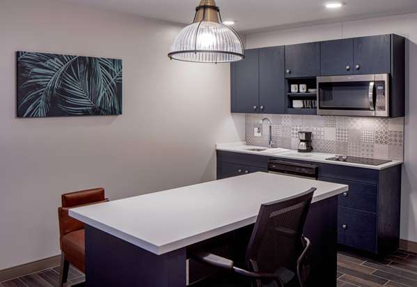  - Hyatt House Hotel Downtown Tampa