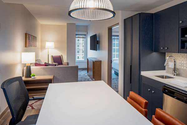 Suite - Hyatt House Hotel Downtown Tampa