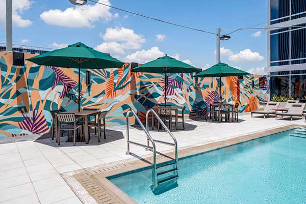 Pool - Hyatt House Hotel Downtown Tampa