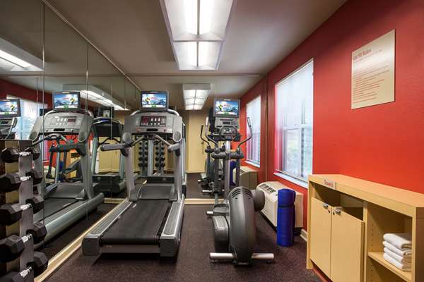 Fitness/ Exercise Room - Sonesta Simply Suites Scottsdale