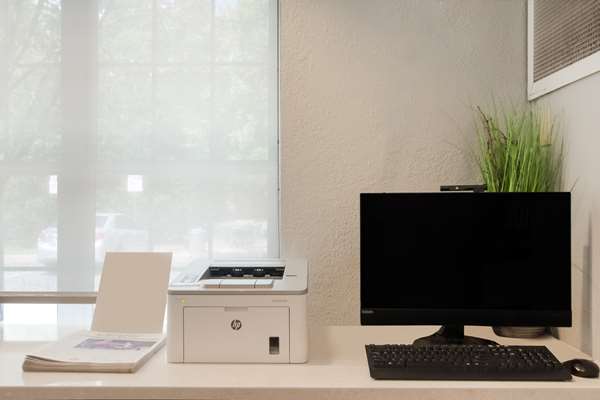 Conference Area - Sonesta Simply Suites Falls Church