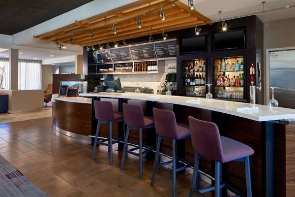 Bar - Sonesta Select Hotel Raleigh Airport Morrisville - I-40, Exit 284