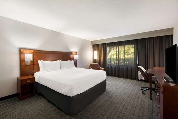  - Sonesta Select Hotel Airport San Jose