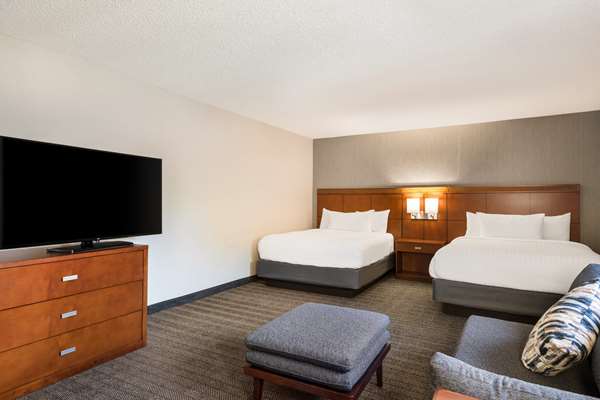 Suite - Sonesta Select Hotel Airport San Jose