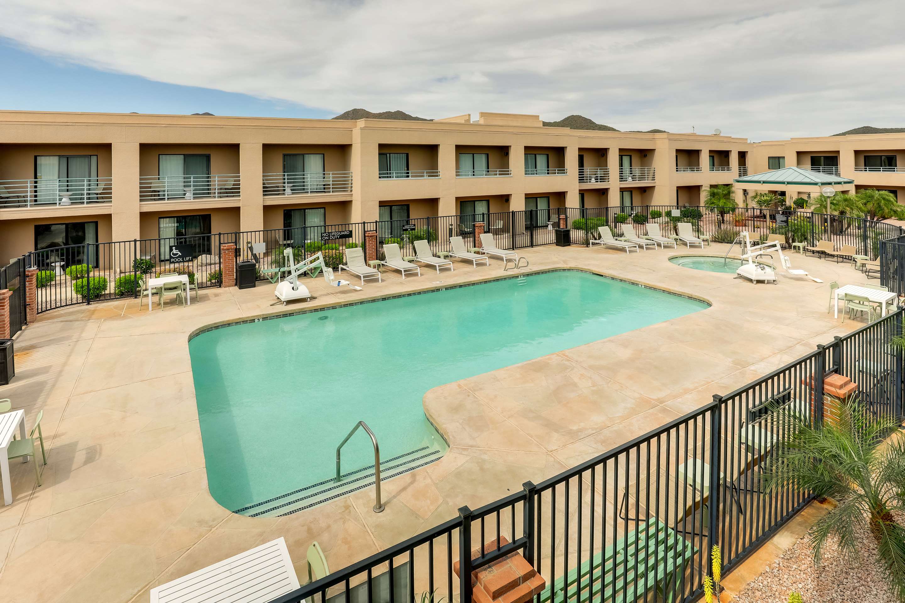 Outdoor Pool 4