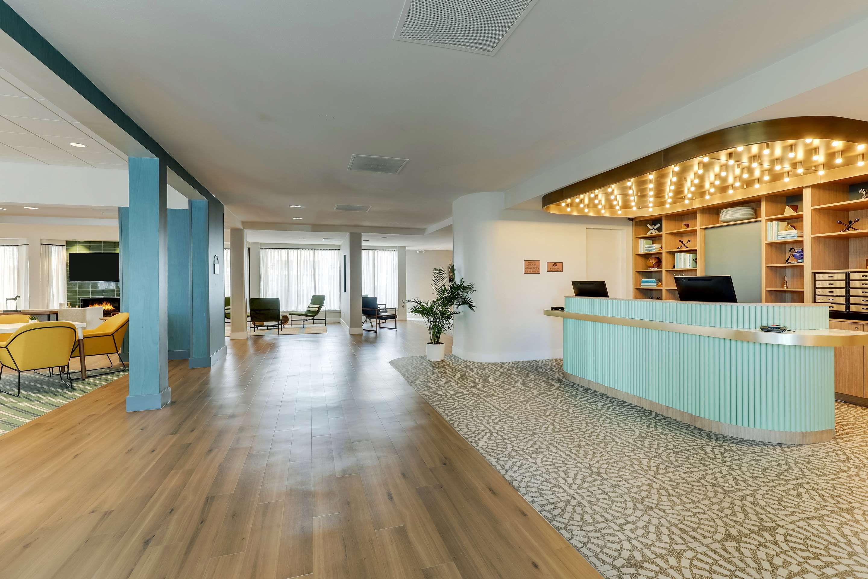 Front Desk 2
