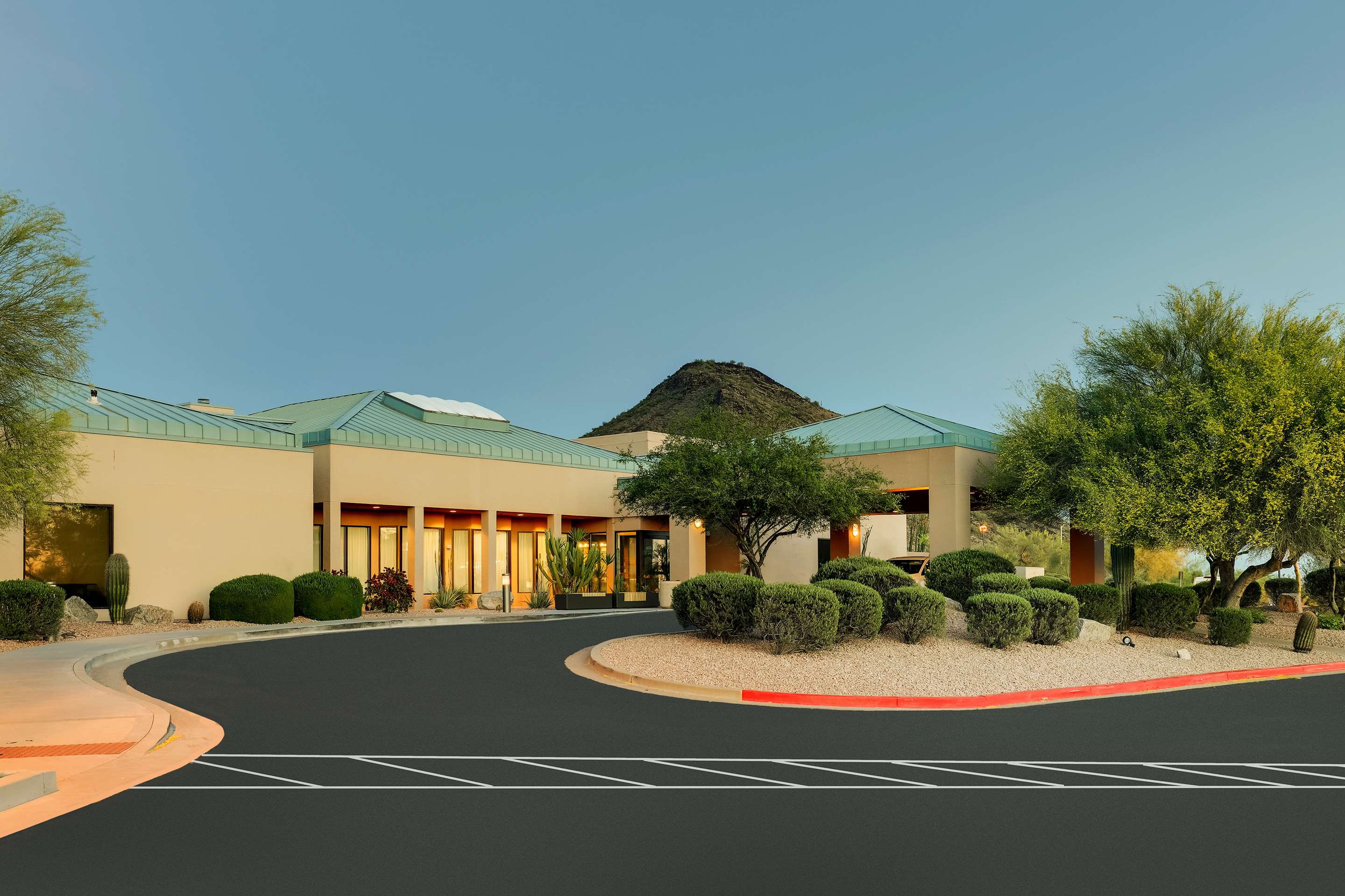 Exterior 4