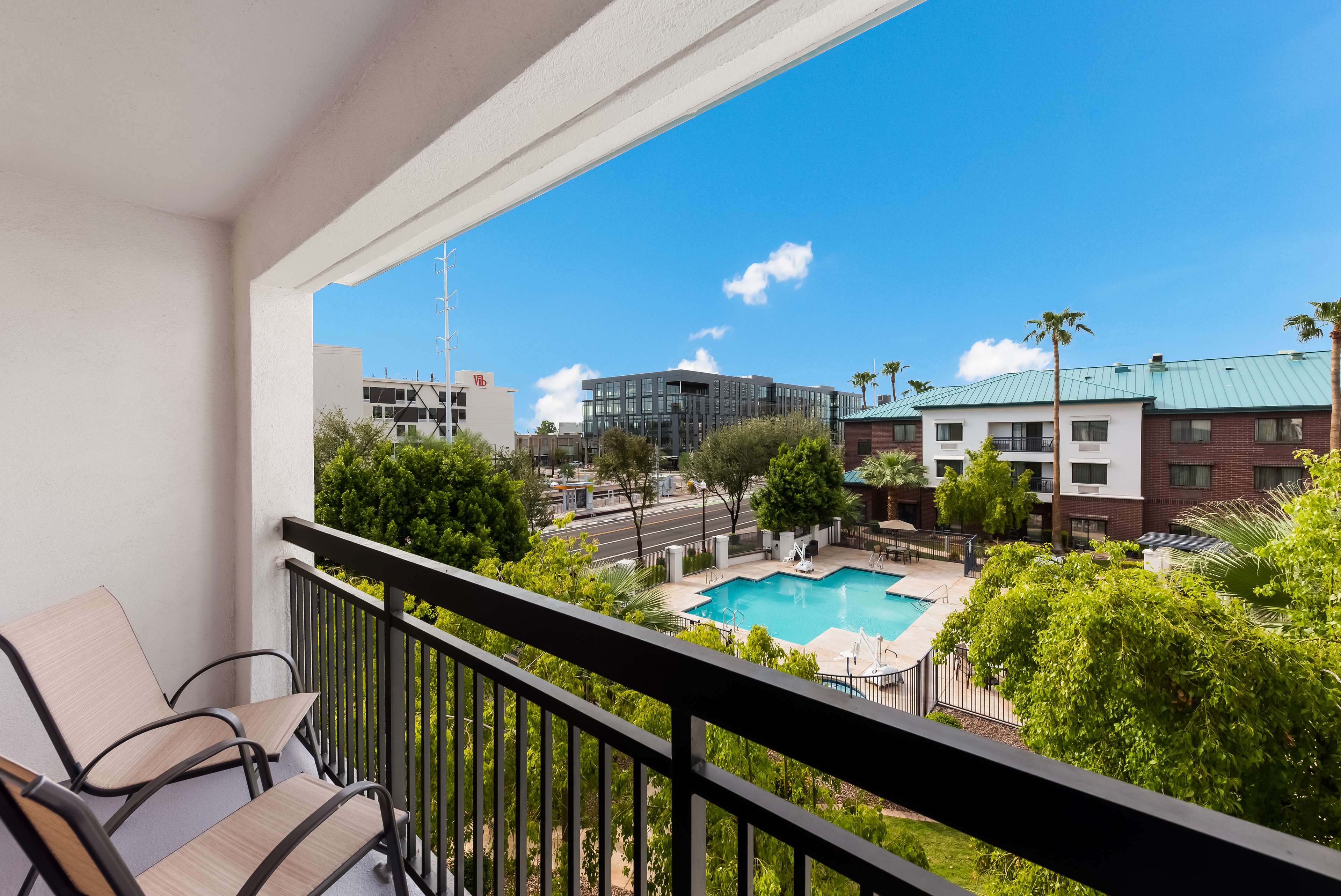 Deluxe - Two Queens - Balcony - Courtyard View image