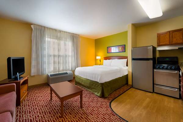 Suite - Sonesta Simply Suites Novi - I-96, Exit 162