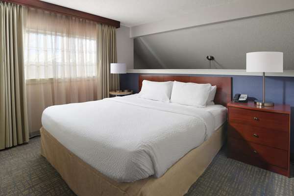  - Sonesta ES Suites Albuquerque - I-40, Exit 160
