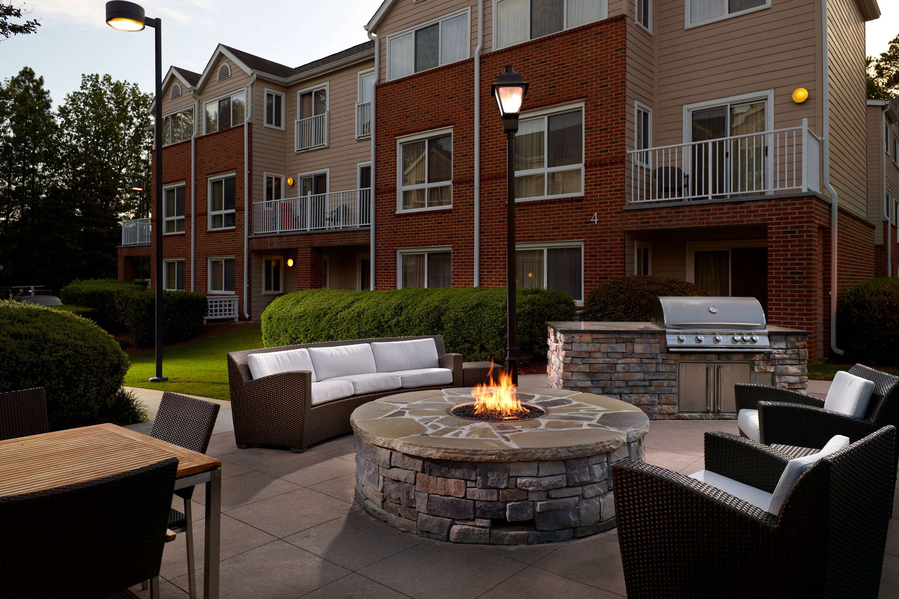 Fire pit