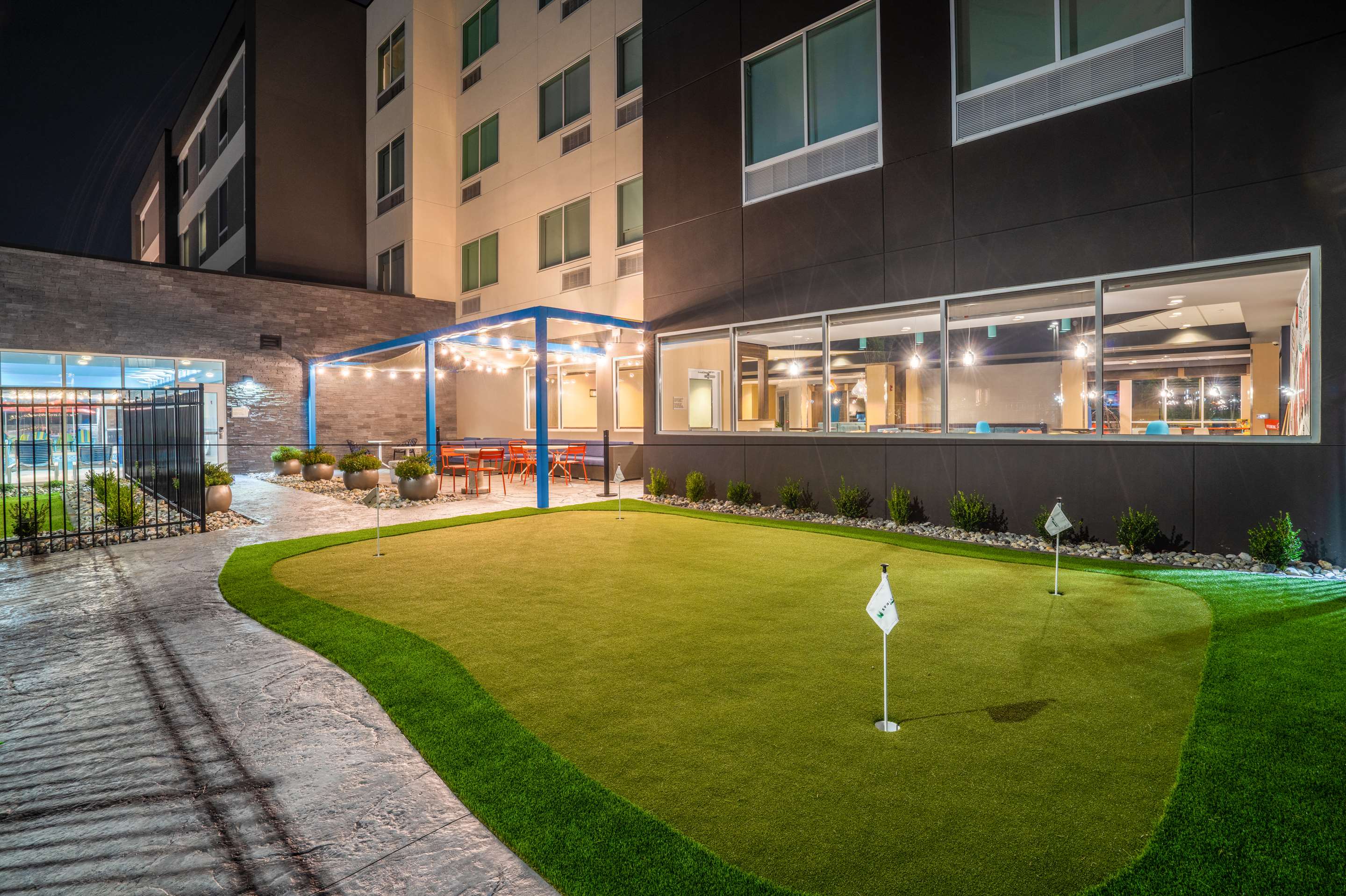 Golf | Tru by Hilton North Little Rock