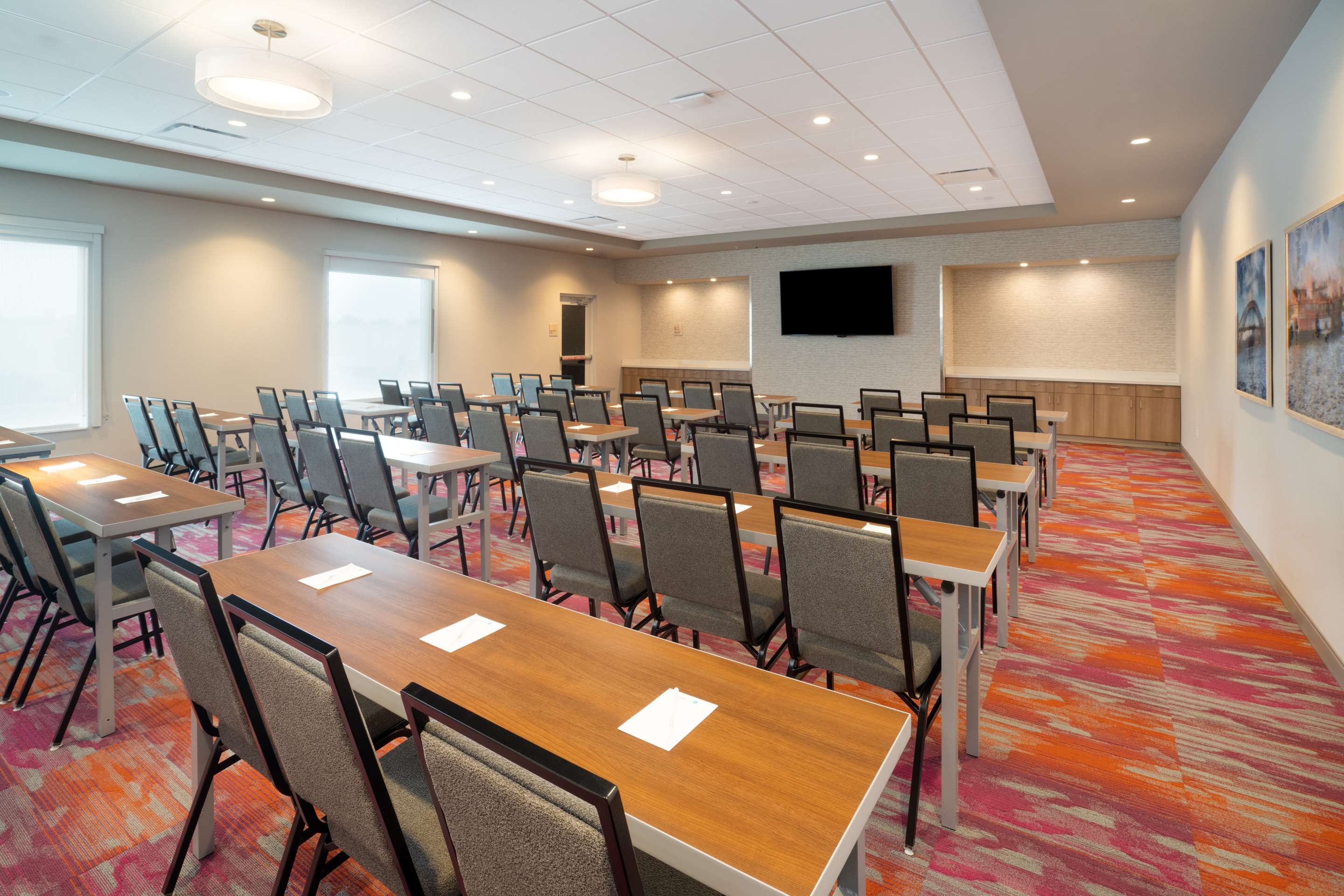 Meeting Room | Tru by Hilton North Little Rock