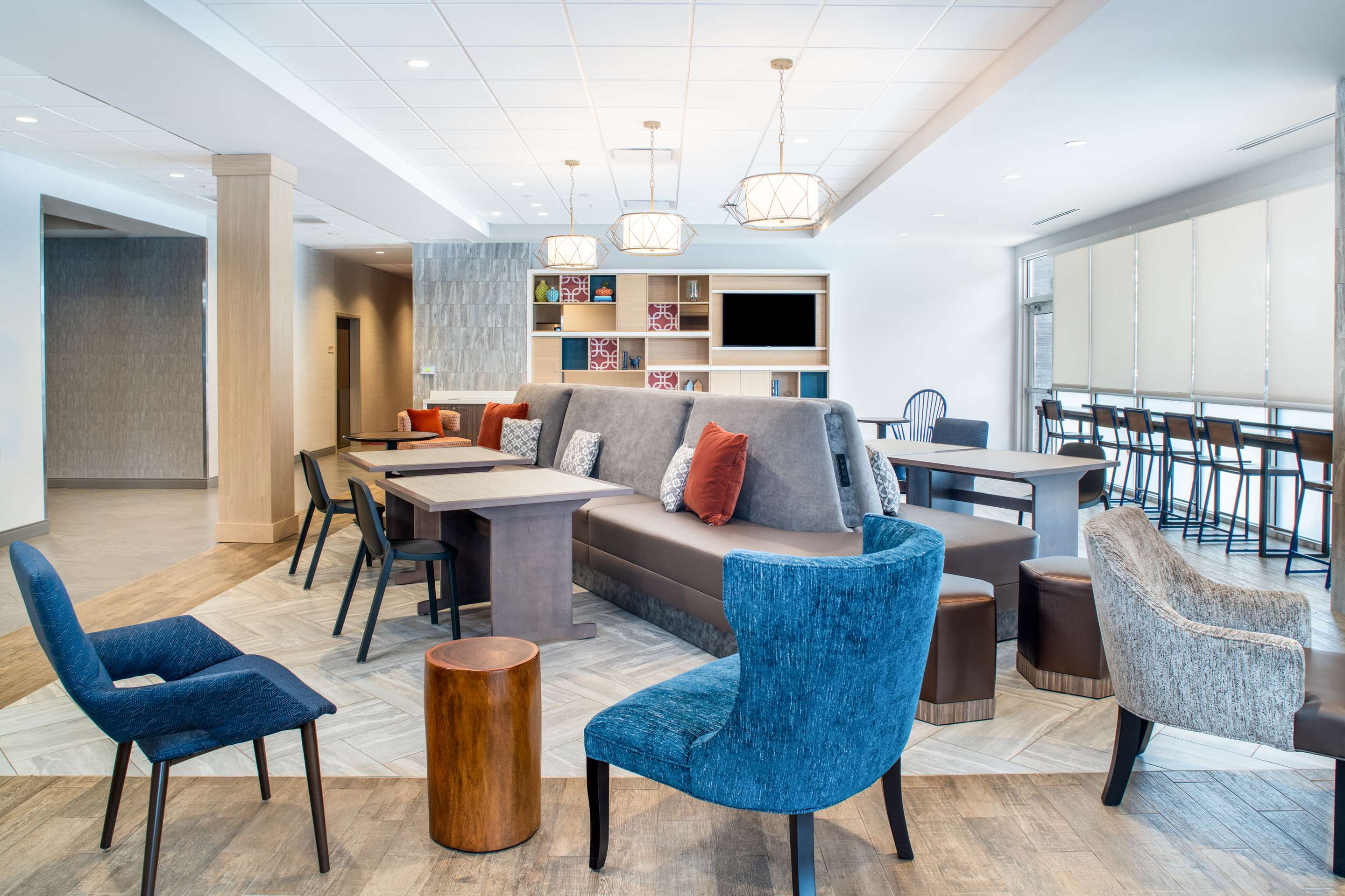 Lobby | Home2 Suites by Hilton North Little Rock
