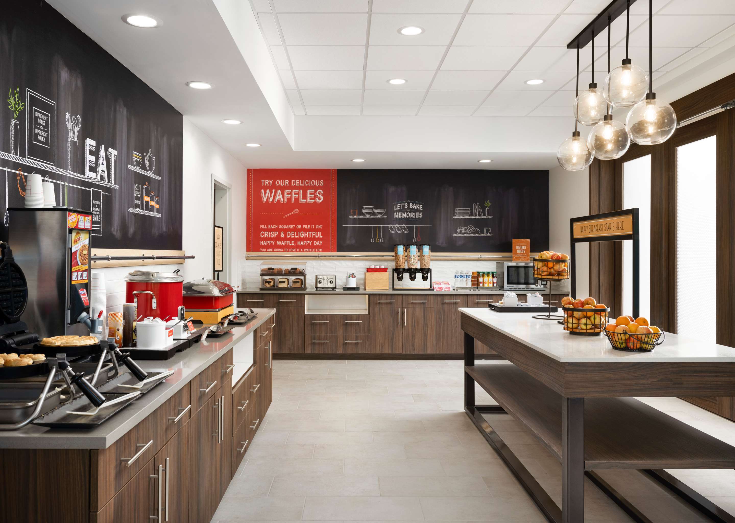 Breakfast Area | Hampton Inn Redmond Bend Airport