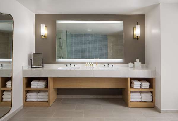 Suite - Royal Sonesta Kauai Resort Lihue