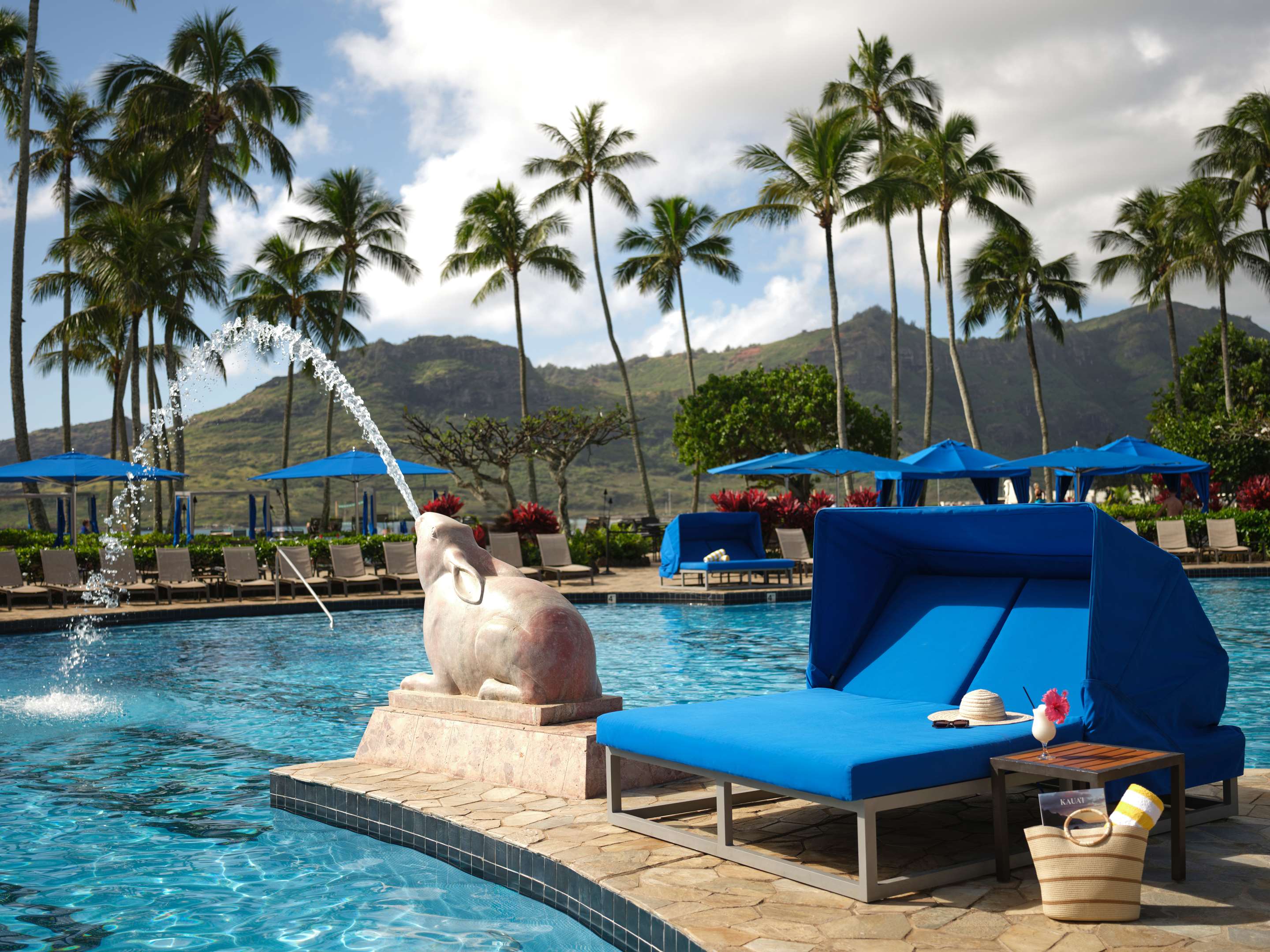 TRS Kauai Exterior Outdoor Pool Daybed Fountain