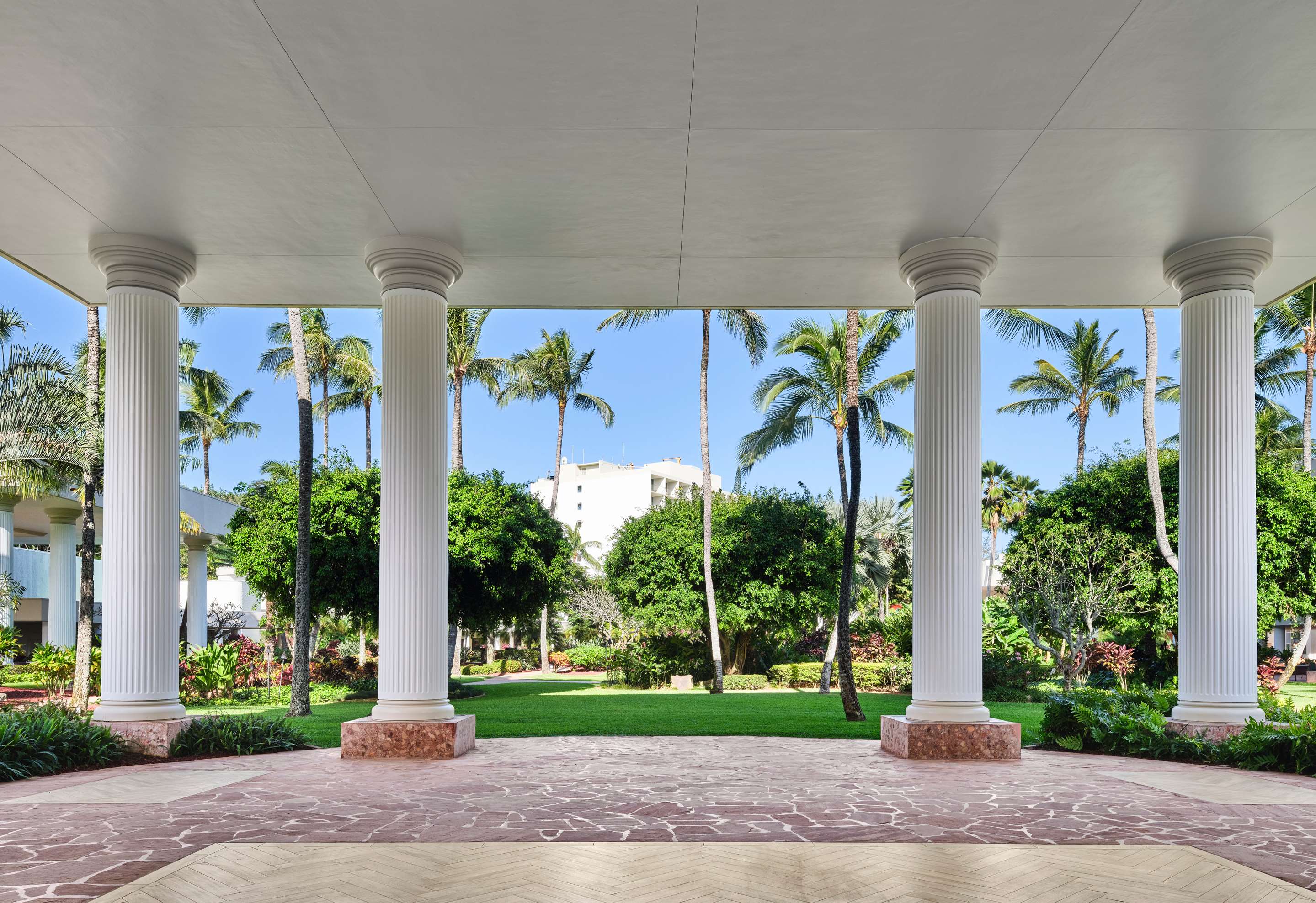 TRS Kauai Meetings Events Kauai Court Outdoors | The Royal Sonesta Kaua'i Resort Lihue
