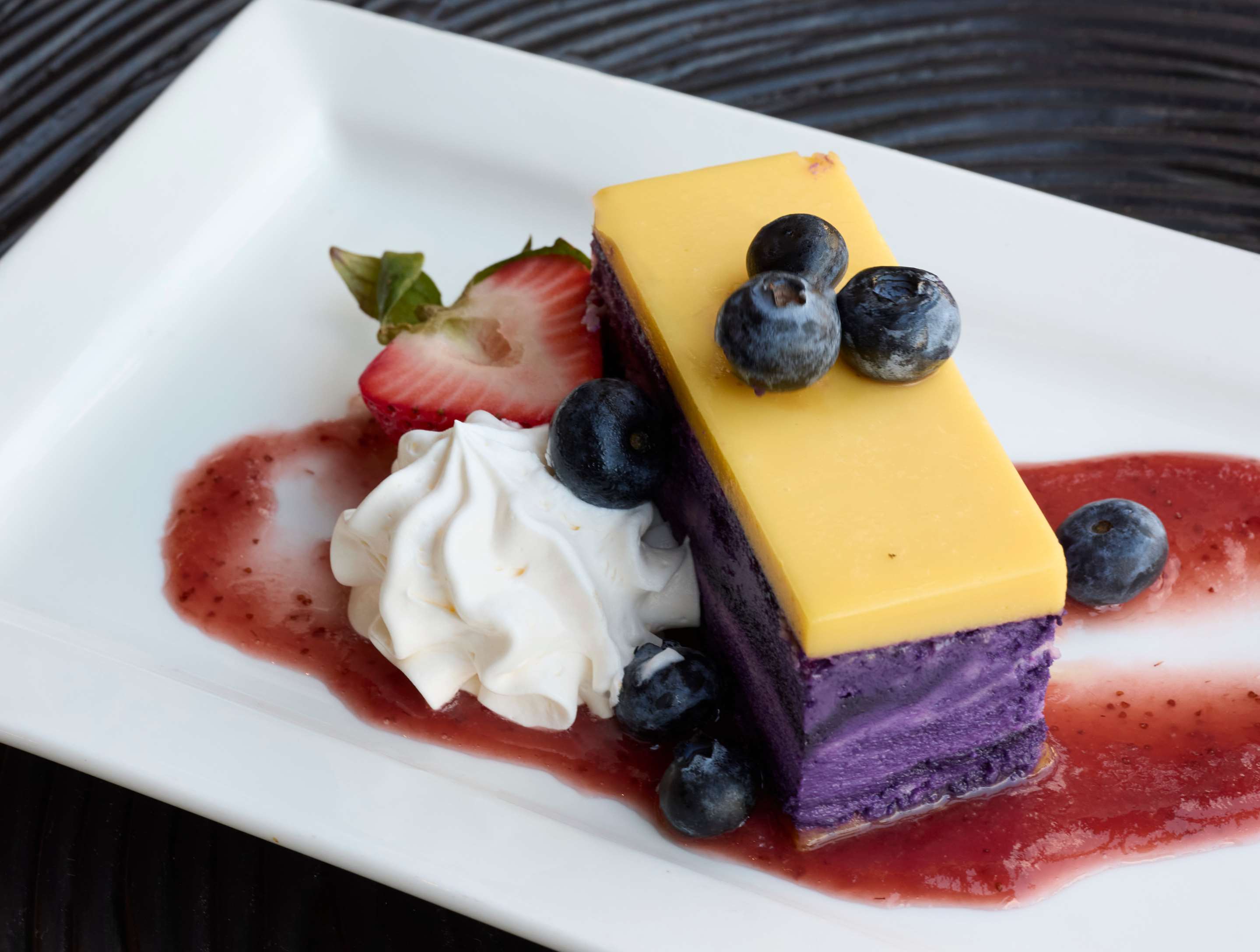 TRS Kauai Dining Kukui's Restaurant Dessert | The Royal Sonesta Kaua'i Resort Lihue
