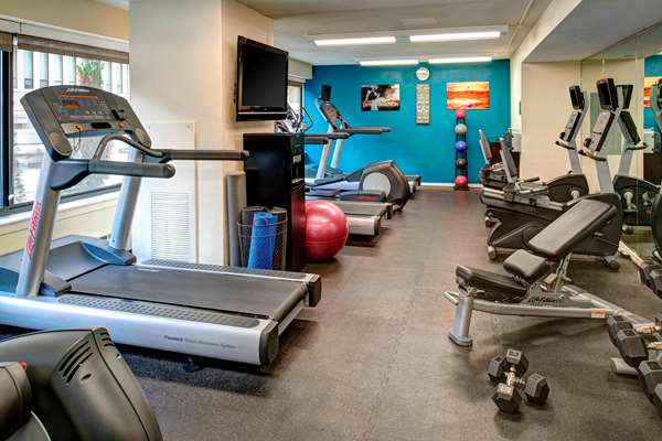 Fitness/ Exercise Room - Sonesta ES Suites Magnificent Mile Downtown Chicago