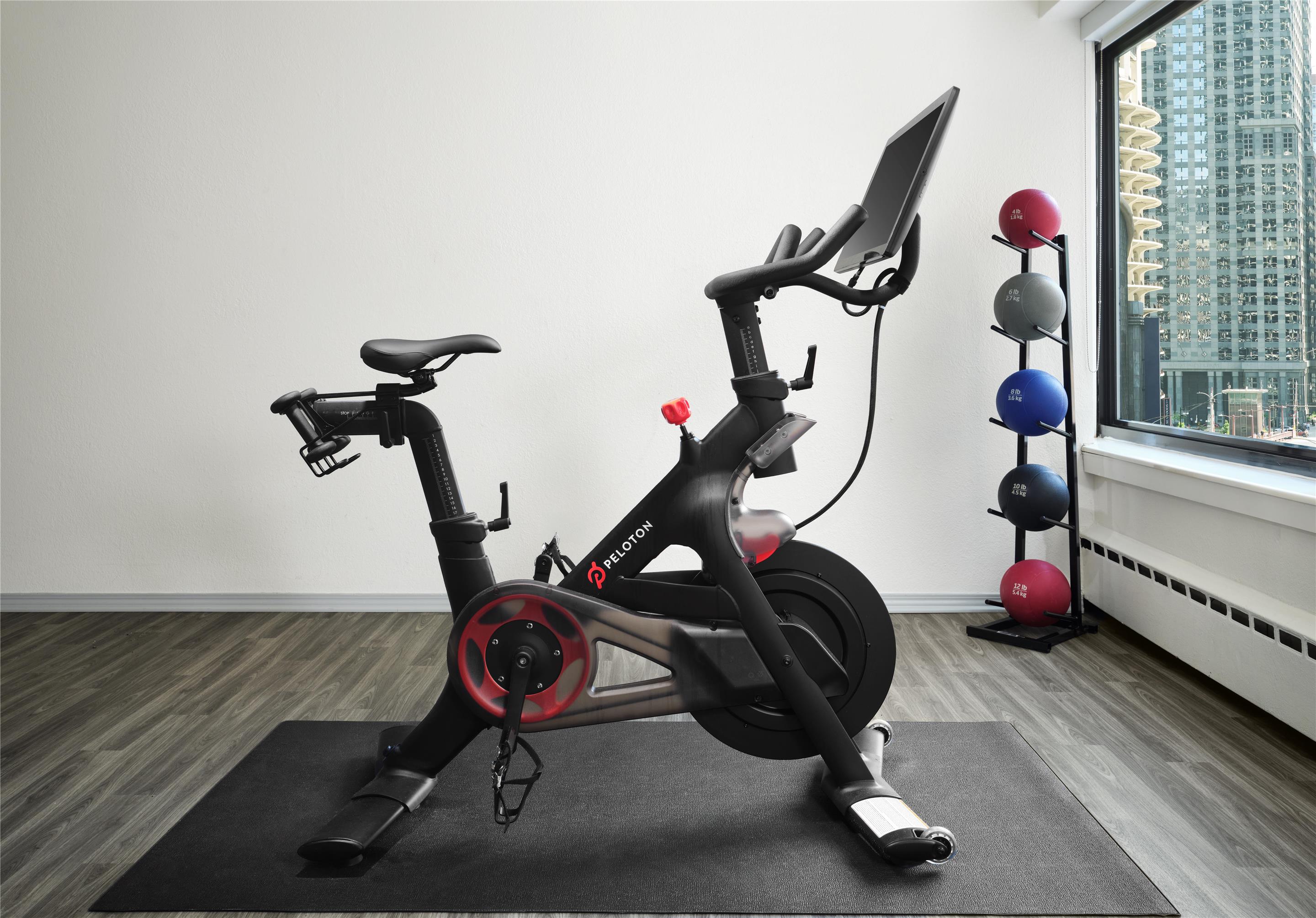 Chicago ES Sonesta fitness center Peloton