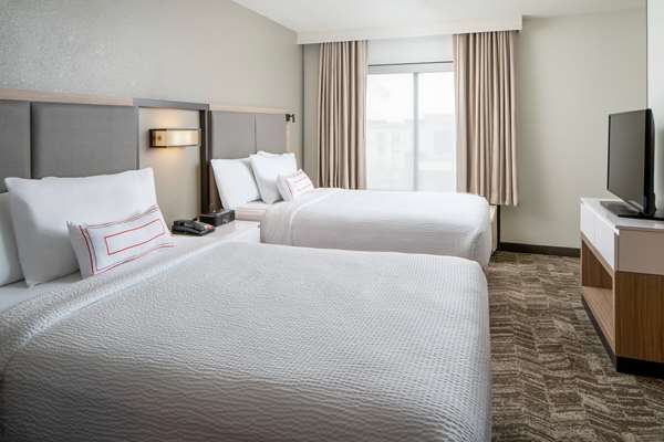 Suite - Sonesta Select Hotel Airport Nashville - I-40, Exit 216