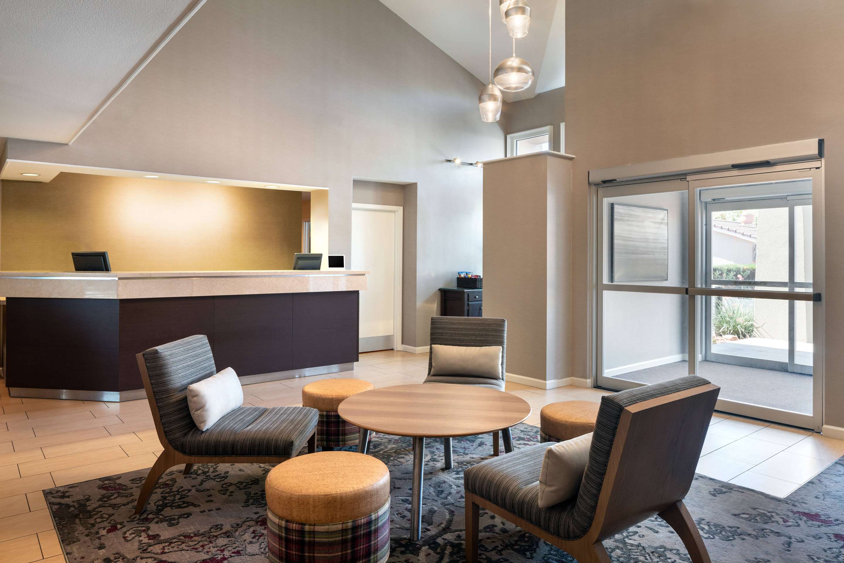 Lobby | Sonesta ES Suites Tempe