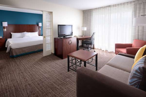 Suite - Sonesta ES Suites Market Center Dallas - I-35, Exit 433B