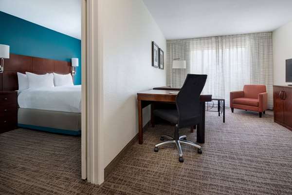 Suite - Sonesta ES Suites Market Center Dallas - I-35, Exit 433B