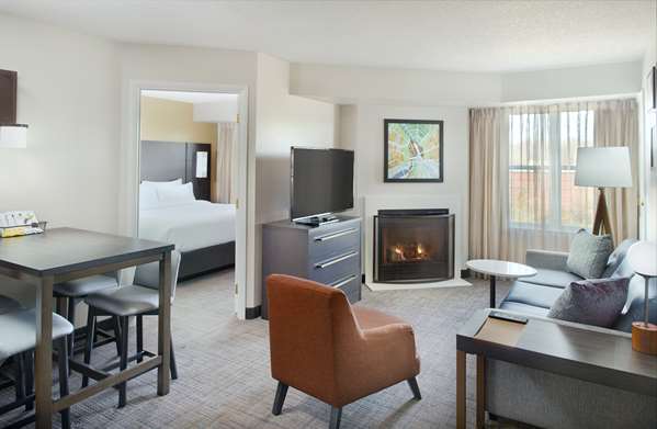 Suite - Sonesta ES Suites Airport Morrisville - I-40, Exit 284