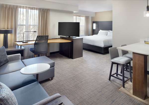 Suite - Sonesta ES Suites Airport Morrisville - I-40, Exit 284