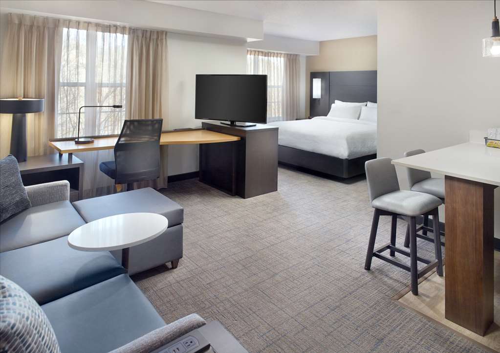 SONESTA ES SUITES RDU-guestroom-Guest Room,Suite,On-Site.jpg