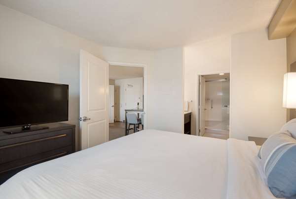  - Sonesta ES Suites Reno - I-580, Exit 28