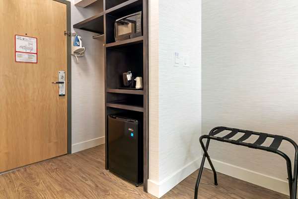  - Quality Inn Nanaimo