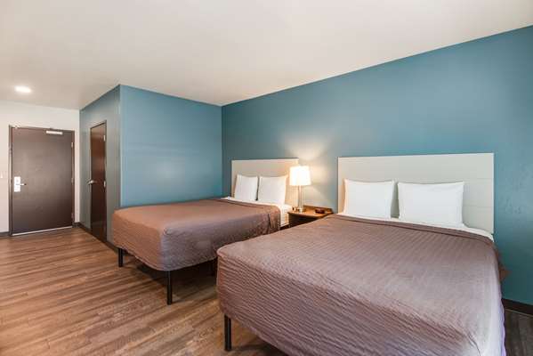  - WoodSpring Suites Airport Bakersfield