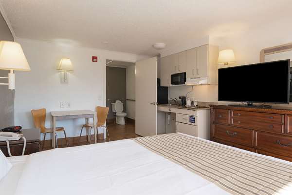  - Suburban Studios Mentor