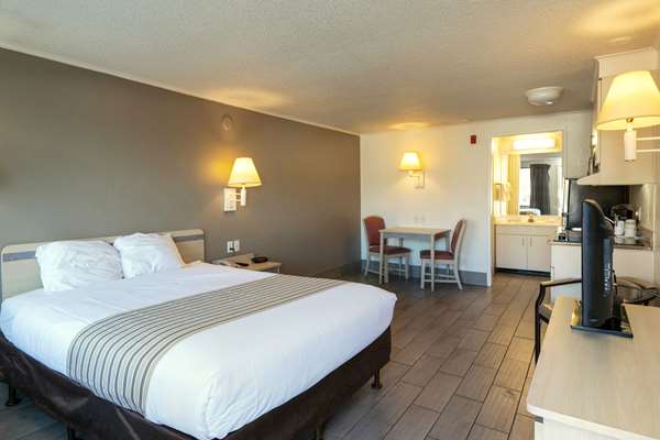  - Suburban Studios Mentor