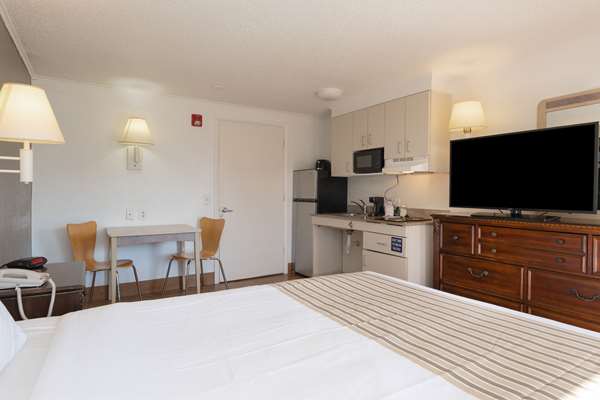  - Suburban Studios Mentor