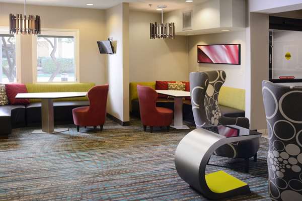 Restaurant - Sonesta ES Suites Central Expressway Dallas