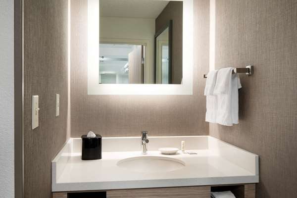 Suite - Sonesta Select Hotel Renton