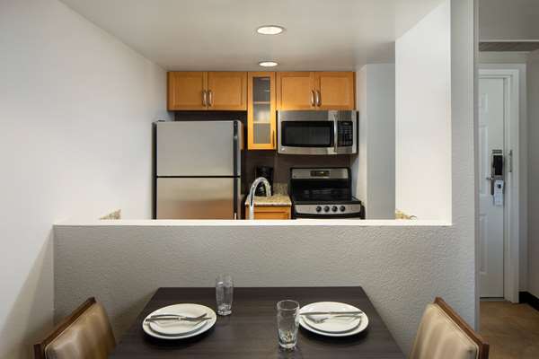  - Sonesta ES Suites Carmel Mountain San Diego - I-15, Exit 21