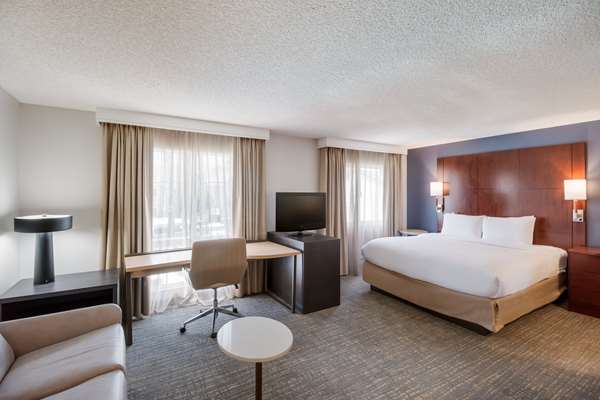 Suite - Sonesta ES Suites Fountain Valley