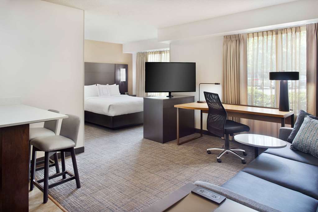 SONESTA ES SUITES RALEIGH CARY-guestroom-Guest Room,Suite,On-Site.jpg